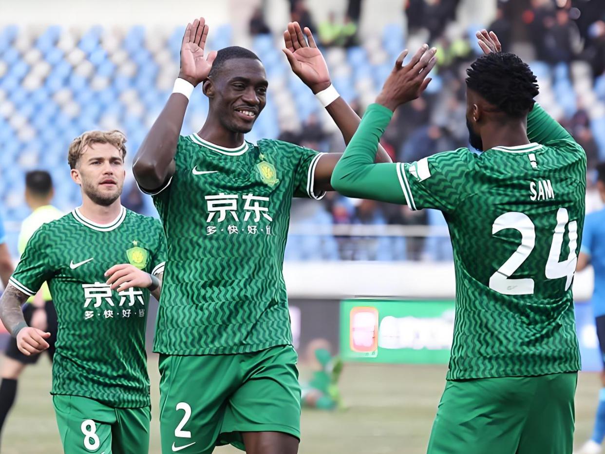 九游体育app-包含社区盾赛程吃紧；北京国安今夜伤情更新；压力陡增；身体对抗强度拉满的词条