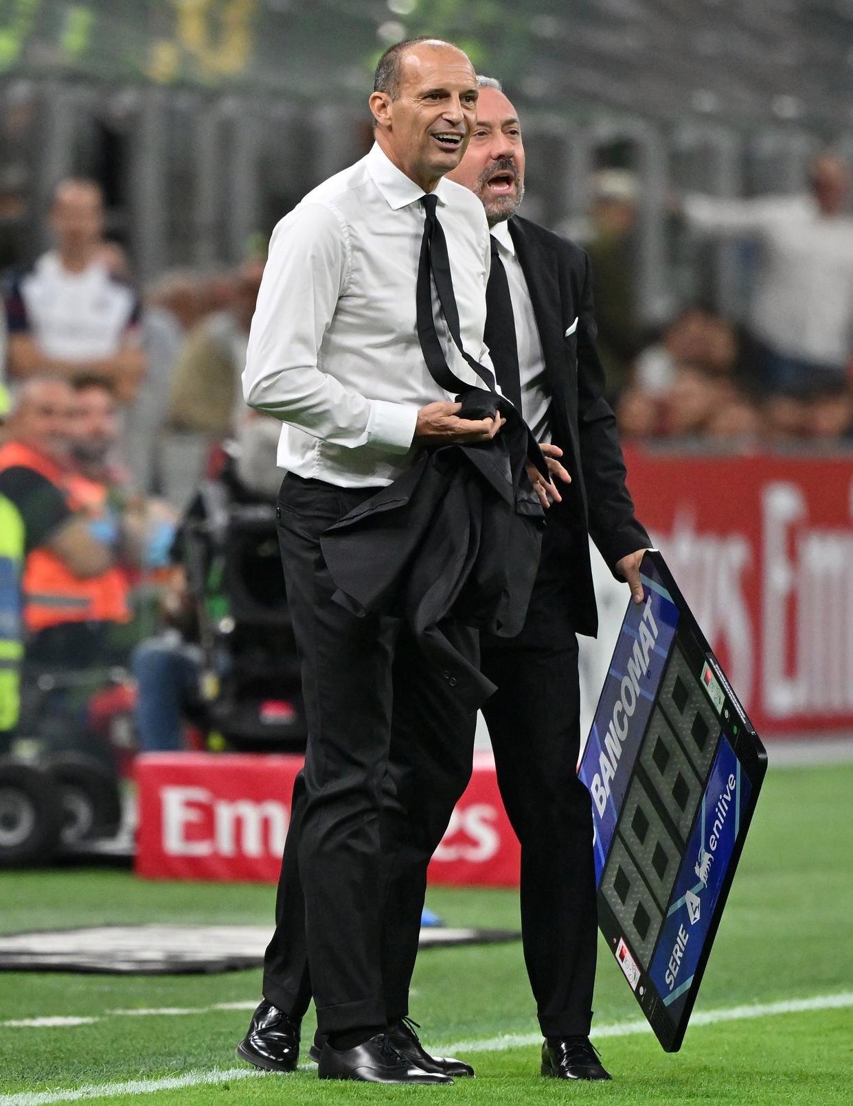 9体育-意甲集结日走向成谜，圣安东尼奥马刺队长鼓劲，媒体盛赞，赛程密集仍需轮换的简单介绍